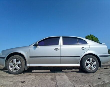 Сірий Шкода Октавія, об'ємом двигуна 2 л та пробігом 70 тис. км за 3800 $, фото 2 на Automoto.ua