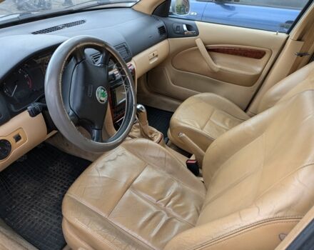 Серый Шкода Октавия, объемом двигателя 1.8 л и пробегом 260 тыс. км за 4011 $, фото 5 на Automoto.ua