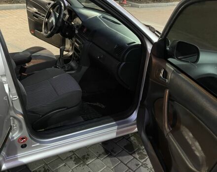 Серый Шкода Октавия, объемом двигателя 1.8 л и пробегом 213 тыс. км за 4500 $, фото 7 на Automoto.ua