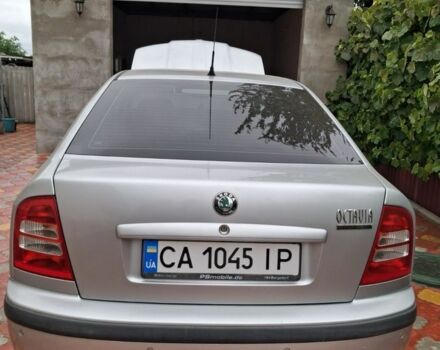 Серый Шкода Октавия, объемом двигателя 2 л и пробегом 169 тыс. км за 4200 $, фото 1 на Automoto.ua