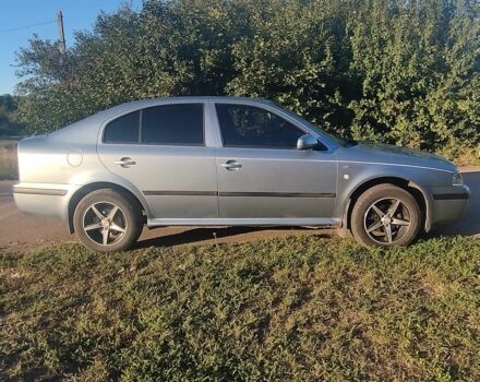 Серый Шкода Октавия, объемом двигателя 1.6 л и пробегом 242 тыс. км за 3700 $, фото 2 на Automoto.ua