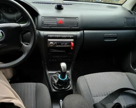 Серый Шкода Октавия, объемом двигателя 1.8 л и пробегом 258 тыс. км за 4300 $, фото 5 на Automoto.ua