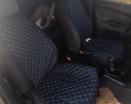 Серый Шкода Октавия, объемом двигателя 1.6 л и пробегом 242 тыс. км за 3700 $, фото 11 на Automoto.ua