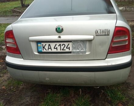 Сірий Шкода Октавія, об'ємом двигуна 2 л та пробігом 295 тис. км за 3200 $, фото 3 на Automoto.ua