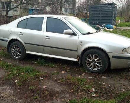Сірий Шкода Октавія, об'ємом двигуна 2 л та пробігом 295 тис. км за 3200 $, фото 2 на Automoto.ua