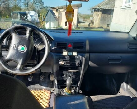 Серый Шкода Октавия, объемом двигателя 1.6 л и пробегом 450 тыс. км за 3300 $, фото 5 на Automoto.ua