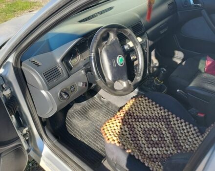 Серый Шкода Октавия, объемом двигателя 1.6 л и пробегом 450 тыс. км за 3300 $, фото 6 на Automoto.ua