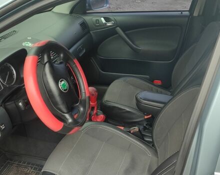 Шкода Октавия 2003 в Кривом Роге на Automoto.ua Серый Шкода Октавия, объемом двигателя 1.8 л и пробегом 350 тыс. км за 4500 $, фото 6 на Automoto.ua