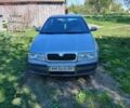 Серый Шкода Октавия, объемом двигателя 1.6 л и пробегом 366 тыс. км за 3200 $, фото 1 на Automoto.ua