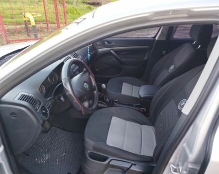 Сірий Шкода Октавія, об'ємом двигуна 1.4 л та пробігом 180 тис. км за 5700 $, фото 3 на Automoto.ua