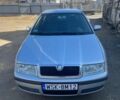 Сірий Шкода Октавія, об'ємом двигуна 2 л та пробігом 250 тис. км за 1000 $, фото 1 на Automoto.ua