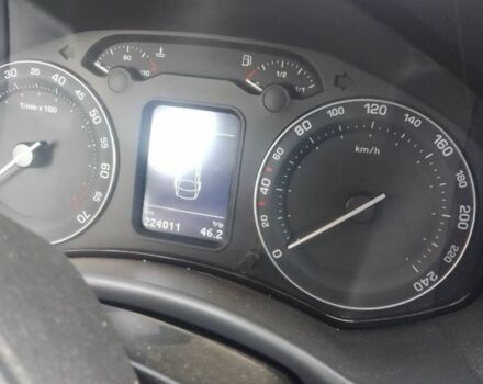 Сірий Шкода Октавія, об'ємом двигуна 2 л та пробігом 224 тис. км за 4500 $, фото 5 на Automoto.ua