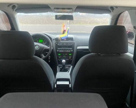 Серый Шкода Октавия, объемом двигателя 1.9 л и пробегом 310 тыс. км за 5850 $, фото 4 на Automoto.ua