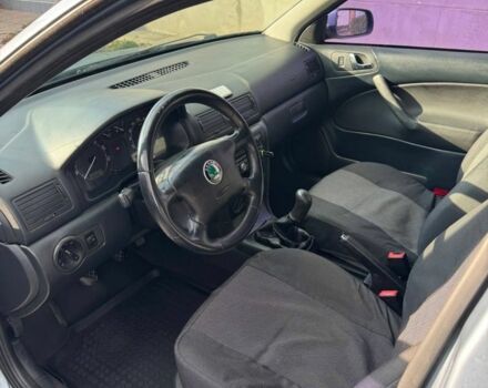 Серый Шкода Октавия, объемом двигателя 1.6 л и пробегом 290 тыс. км за 3900 $, фото 6 на Automoto.ua