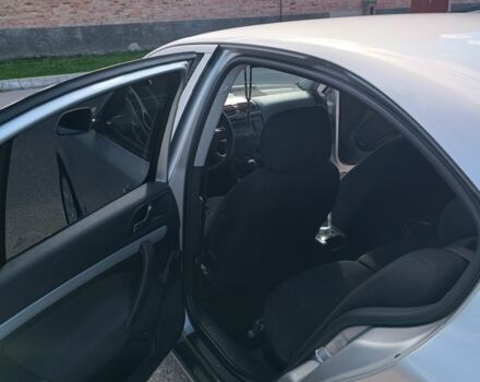 Шкода Октавия 2006 в Александрие на Automoto.ua Серый Шкода Октавия, объемом двигателя 0 л и пробегом 250 тыс. км за 6200 $, фото 6 на Automoto.ua