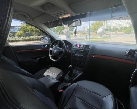 Сірий Шкода Октавія, об'ємом двигуна 1.6 л та пробігом 230 тис. км за 1500 $, фото 5 на Automoto.ua