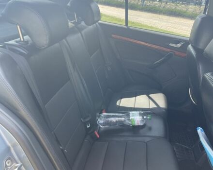 Сірий Шкода Октавія, об'ємом двигуна 1.6 л та пробігом 230 тис. км за 1500 $, фото 9 на Automoto.ua