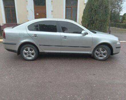 Сірий Шкода Октавія, об'ємом двигуна 1.6 л та пробігом 371 тис. км за 4200 $, фото 1 на Automoto.ua