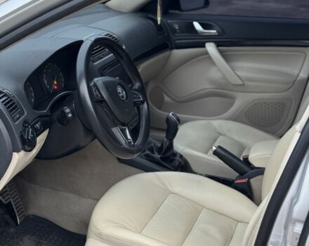 Серый Шкода Октавия, объемом двигателя 2 л и пробегом 248 тыс. км за 5850 $, фото 6 на Automoto.ua