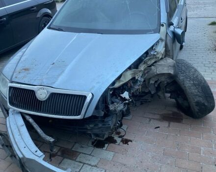 Сірий Шкода Октавія, об'ємом двигуна 1.6 л та пробігом 230 тис. км за 1500 $, фото 1 на Automoto.ua