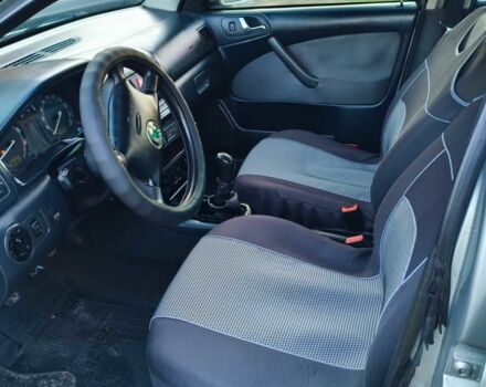 Серый Шкода Октавия, объемом двигателя 1.6 л и пробегом 406 тыс. км за 3111 $, фото 12 на Automoto.ua