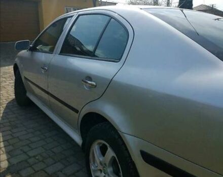 Серый Шкода Октавия, объемом двигателя 2 л и пробегом 296 тыс. км за 3950 $, фото 2 на Automoto.ua