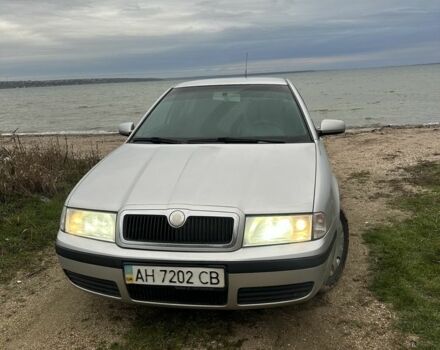 Серый Шкода Октавия, объемом двигателя 1.6 л и пробегом 300 тыс. км за 5600 $, фото 1 на Automoto.ua