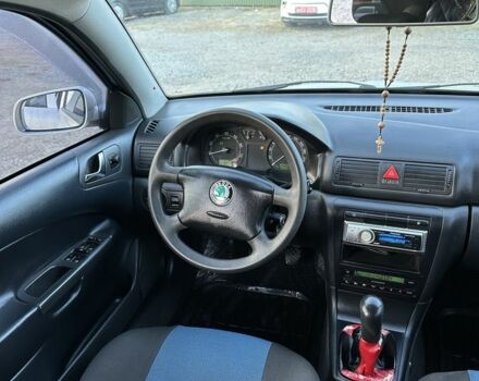 Серый Шкода Октавия, объемом двигателя 1.8 л и пробегом 239 тыс. км за 2999 $, фото 5 на Automoto.ua