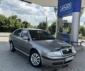 Серый Шкода Октавия, объемом двигателя 1.6 л и пробегом 270 тыс. км за 4800 $, фото 1 на Automoto.ua