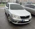 Серый Шкода Октавия, объемом двигателя 2 л и пробегом 300 тыс. км за 6500 $, фото 1 на Automoto.ua