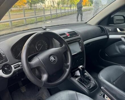 Сірий Шкода Октавія, об'ємом двигуна 1.6 л та пробігом 290 тис. км за 3999 $, фото 6 на Automoto.ua