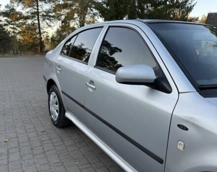 Серый Шкода Октавия, объемом двигателя 1.8 л и пробегом 322 тыс. км за 3900 $, фото 3 на Automoto.ua