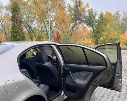 Серый Шкода Октавия, объемом двигателя 1.6 л и пробегом 337 тыс. км за 4784 $, фото 18 на Automoto.ua