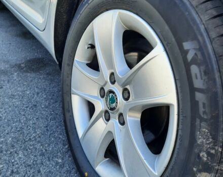 Сірий Шкода Октавія, об'ємом двигуна 1.8 л та пробігом 176 тис. км за 10700 $, фото 12 на Automoto.ua