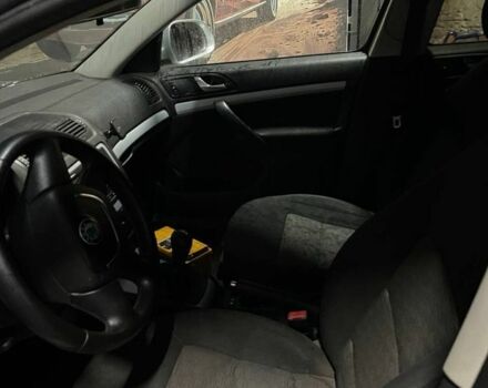 Серый Шкода Октавия, объемом двигателя 1.6 л и пробегом 236 тыс. км за 8199 $, фото 6 на Automoto.ua