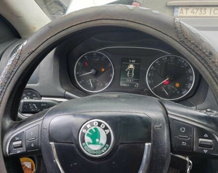 Шкода Октавія 2009 у Верховине на Automoto.ua Сірий Шкода Октавія, об'ємом двигуна 1.4 л та пробігом 330 тис. км за 4100 $, фото 4 на Automoto.ua