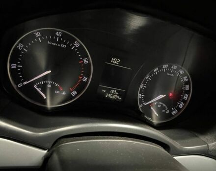 Серый Шкода Октавия, объемом двигателя 1.6 л и пробегом 236 тыс. км за 8199 $, фото 5 на Automoto.ua