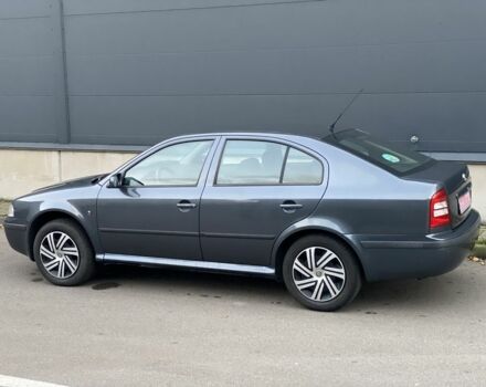 Серый Шкода Октавия, объемом двигателя 1.6 л и пробегом 200 тыс. км за 5700 $, фото 4 на Automoto.ua