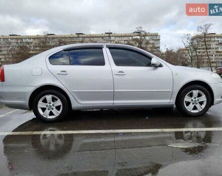 Шкода Октавия 2011 в Виннице на Automoto.ua Серый Шкода Октавия, объемом двигателя 1.6 л и пробегом 279 тыс. км за 8800 $, фото 6 на Automoto.ua