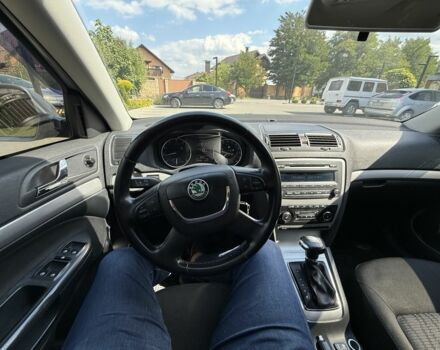 Серый Шкода Октавия, объемом двигателя 1.8 л и пробегом 233 тыс. км за 7700 $, фото 7 на Automoto.ua