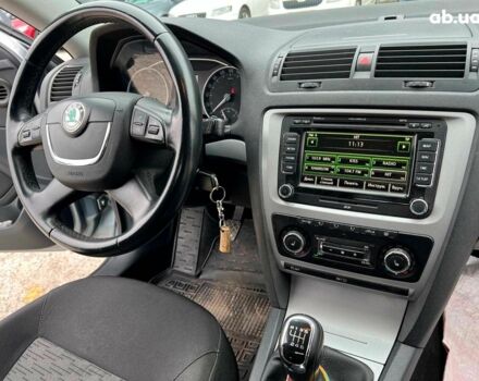 Серый Шкода Октавия, объемом двигателя 1.4 л и пробегом 218 тыс. км за 9190 $, фото 39 на Automoto.ua