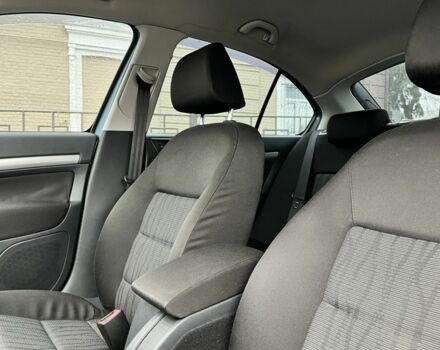 Серый Шкода Октавия, объемом двигателя 1.8 л и пробегом 280 тыс. км за 7900 $, фото 15 на Automoto.ua