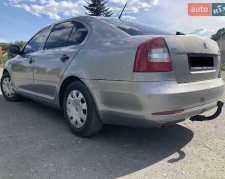 Серый Шкода Октавия, объемом двигателя 1.6 л и пробегом 340 тыс. км за 7900 $, фото 2 на Automoto.ua