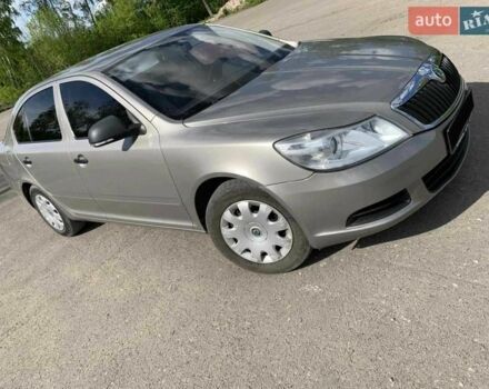 Серый Шкода Октавия, объемом двигателя 1.6 л и пробегом 340 тыс. км за 7900 $, фото 3 на Automoto.ua