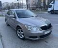 Серый Шкода Октавия, объемом двигателя 2 л и пробегом 240 тыс. км за 2550 $, фото 1 на Automoto.ua
