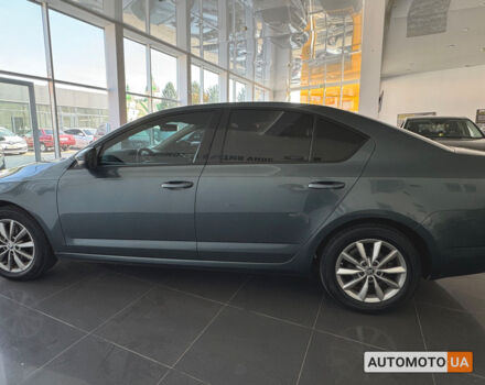 Серый Шкода Октавия, объемом двигателя 2 л и пробегом 261 тыс. км за 13750 $, фото 3 на Automoto.ua