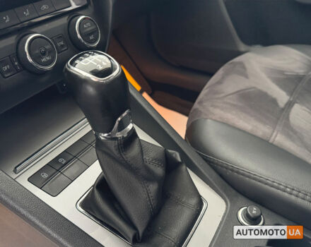 Серый Шкода Октавия, объемом двигателя 2 л и пробегом 261 тыс. км за 13750 $, фото 13 на Automoto.ua