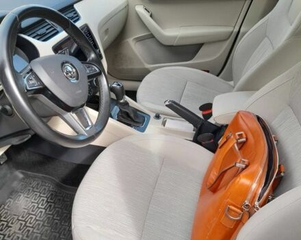 Сірий Шкода Октавія, об'ємом двигуна 1.6 л та пробігом 124 тис. км за 12900 $, фото 5 на Automoto.ua