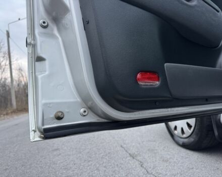 Серый Шкода Октавия, объемом двигателя 1.6 л и пробегом 260 тыс. км за 5000 $, фото 8 на Automoto.ua