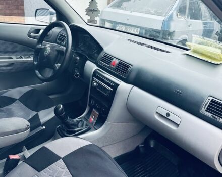 Шкода Октавія 1999 у Ужгороді на Automoto.ua Сірий Шкода Октавія, об'ємом двигуна 1.6 л та пробігом 210 тис. км за 3900 $, фото 4 на Automoto.ua